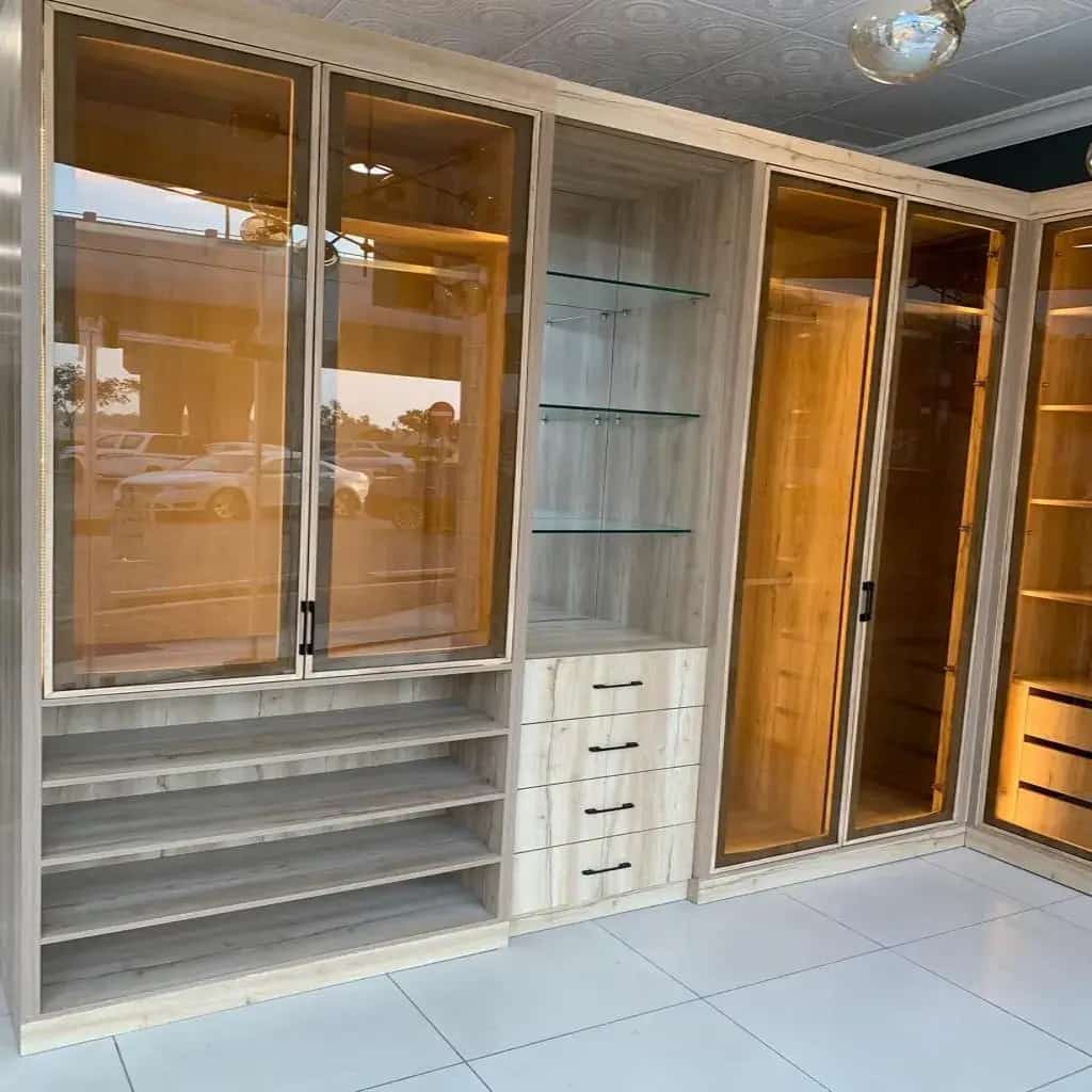 تفصيل خزائن ملابس في جدة